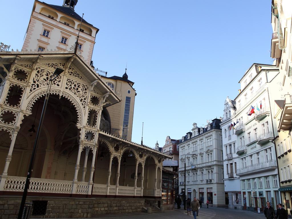 7k - Apartmány Lázeňská Karlovy Vary Esterno foto
