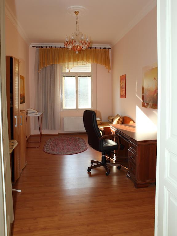 7k - Apartmány Lázeňská Karlovy Vary Camera foto
